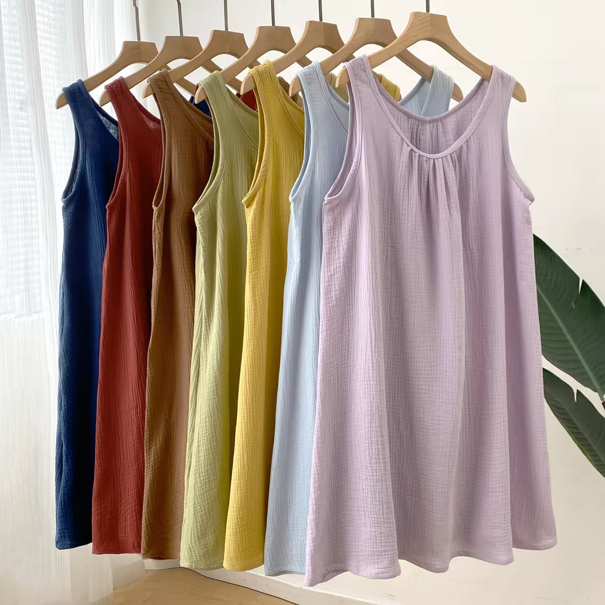 Midi Dress - Gaun Tank Tanpa Lengan Kasual Musim