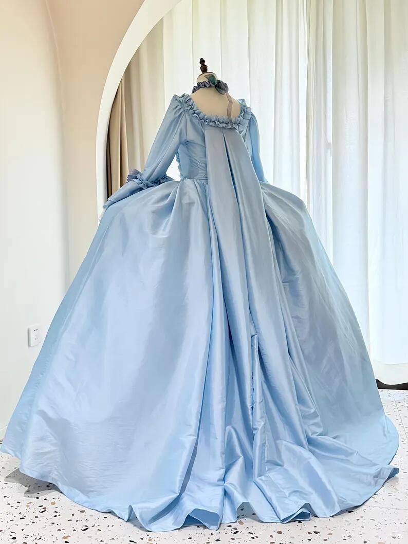 Gaun Biru Rococo Abad 18 A La  - Evening Gown ulasan dan harga