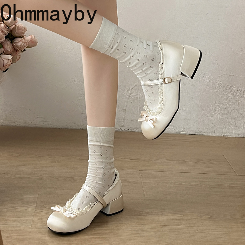 Sepatu Mary Jane Wanita dengan - Midi Dress ulasan dan harga