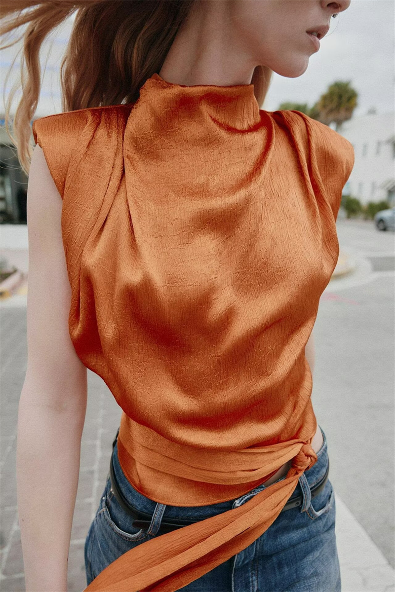 Atasan Crop Tanpa Lengan Kerah - Silk Blouse ulasan dan harga