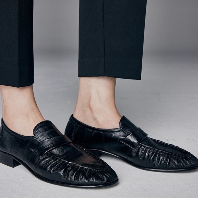 Sepatu Wanita Mewah Sepatu Kas - Womens Heels ulasan dan harga