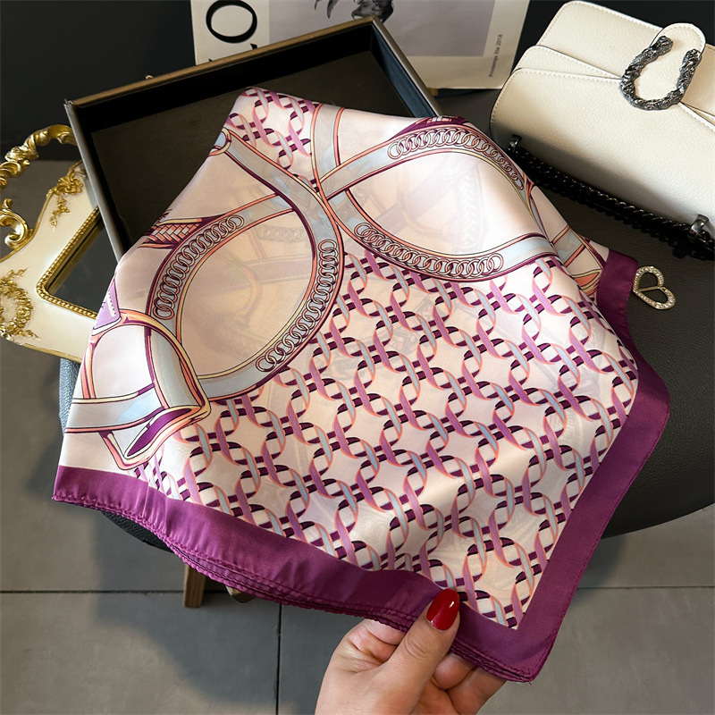 Syal Persegi Wanita Mewah Moti - Silk Blouse ulasan dan harga